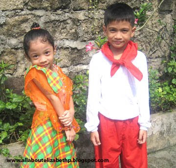 Philippine costumes for kids Besides the Maglalatik costumes that my son will wear at the school on the Linggo ng Wika this month, the school requested to dress up the students on Monday with Ethnic costumes.. My Philippine History is getting rusty so I forgot what the Ethnic Costumes looks like (except Igorot). I am glad that I am living in a modern world and I just need to ask Mr. Google to give me some ideas.